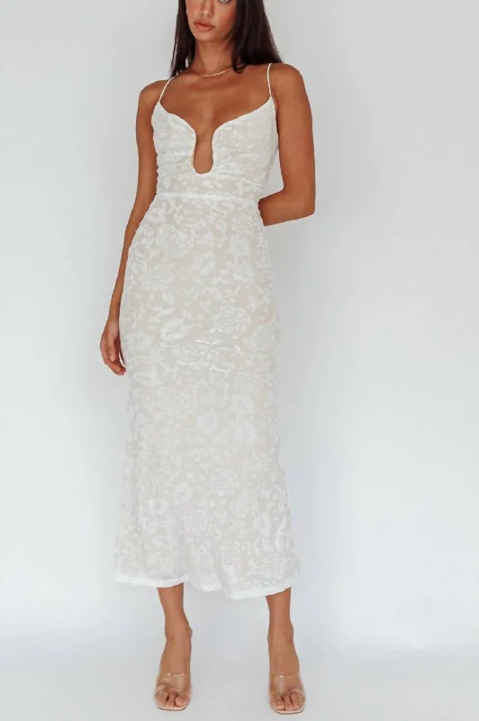 Victoria Floral Velvet Midi Dress In White