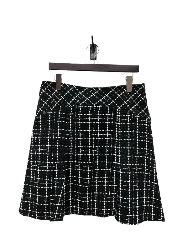 Skirt Mini & Short By Necessary Objects  Size: 8