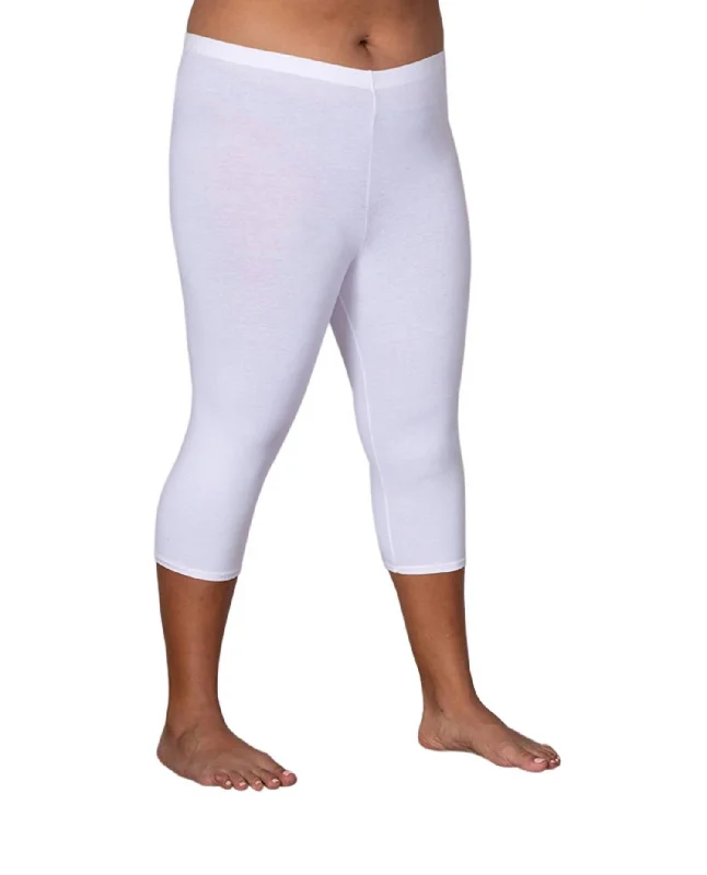 Plus Size Cotton Jersey Capri Leggings In White